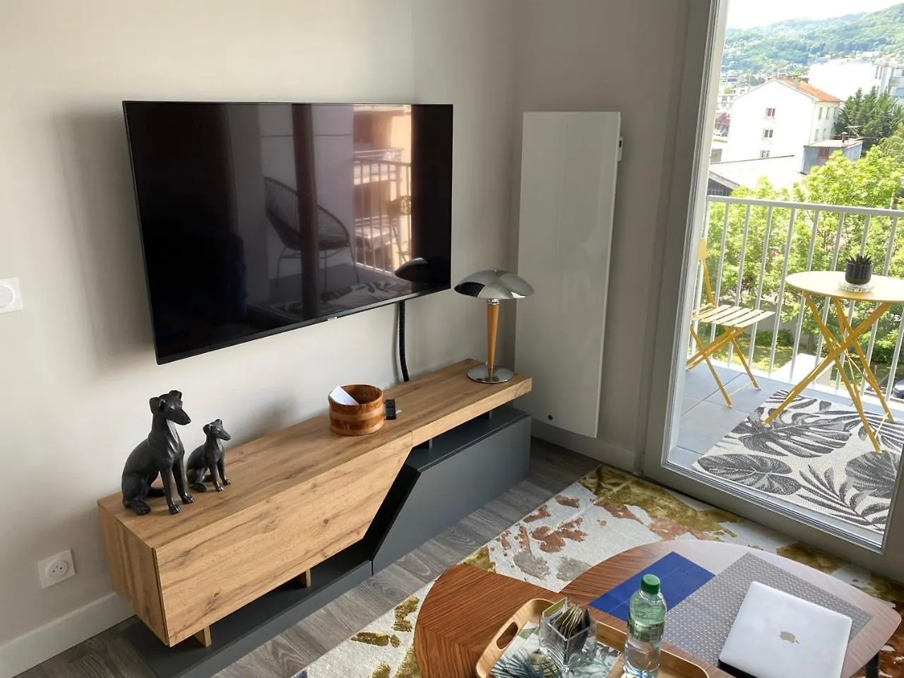 Appart T2 Avec Parking, Loggia, Vue Puy De Dome Clermont-Ferrand Frankreich