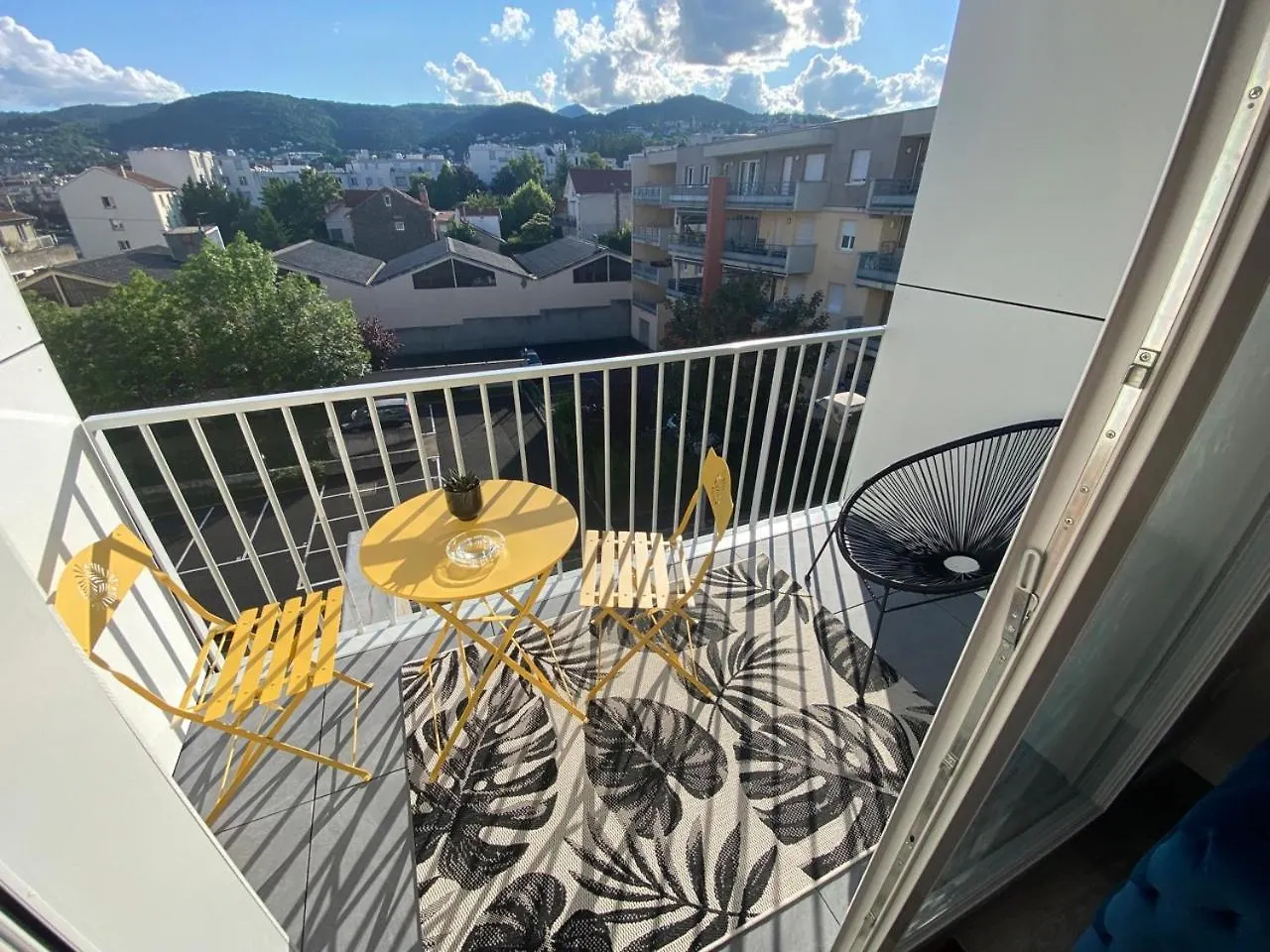 Apartment Appart T2 Avec Parking, Loggia, Vue Puy De Dome Clermont-Ferrand